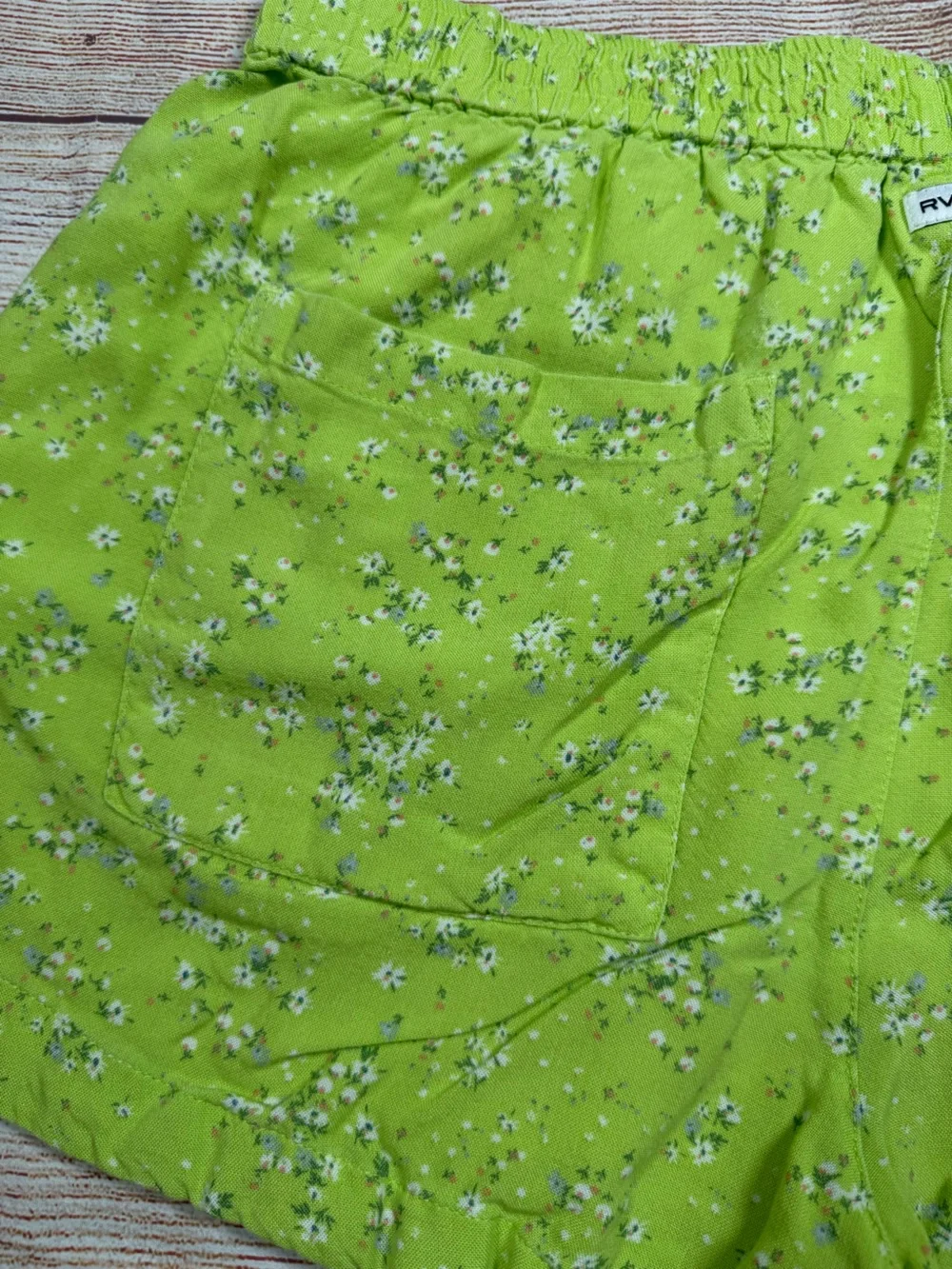 Women's Lime Green Micro Floral Elastic-Waist Shorts